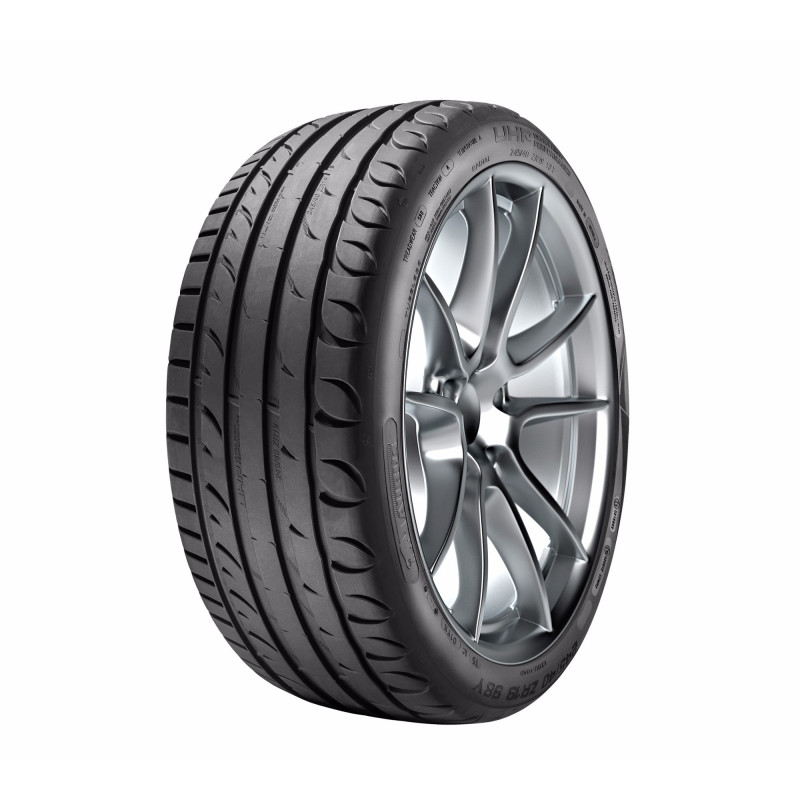 Taurus/Kormoran Ultra High Performance 225/45 R17 94W XL