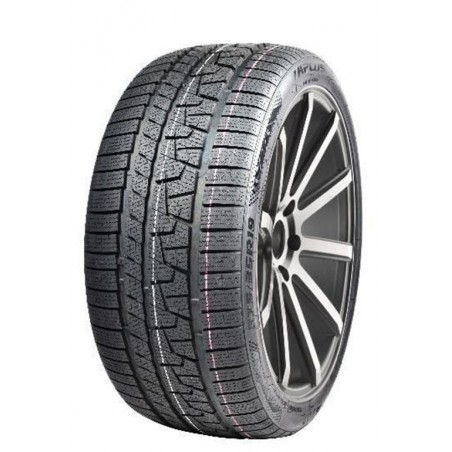 Aplus A702 215/45 R18 93V XL